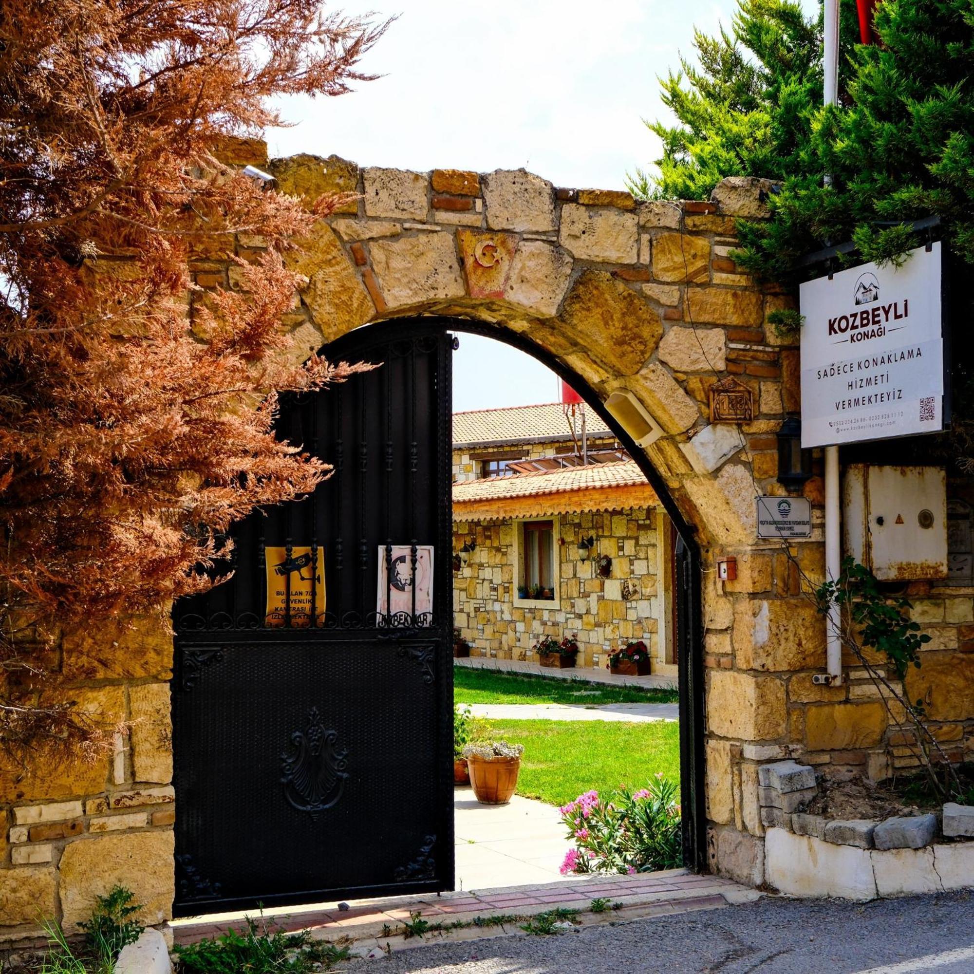 Kozbeyli Konagi Hotel Yenifoca Exterior photo